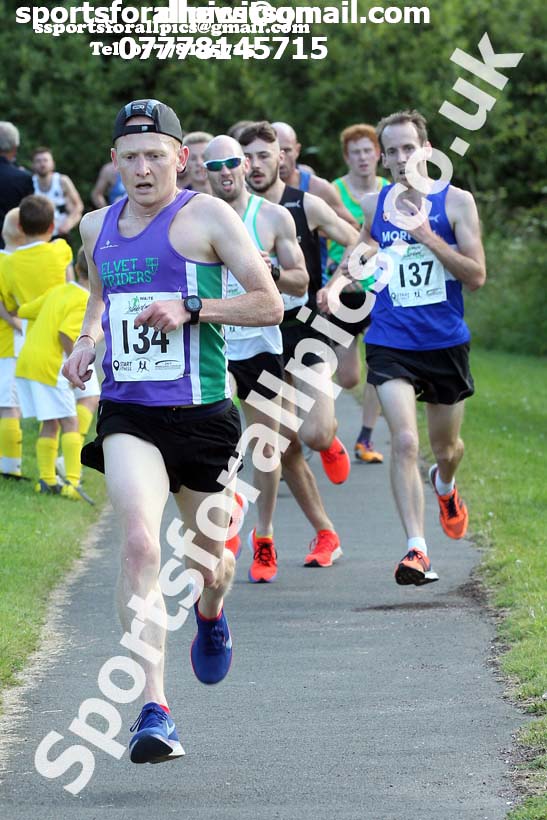 Sunderland 5k, Sunderland 5k Road Race, Silksworth, Sunderland. Photo: David T. Hewitson/Sports for All Pics